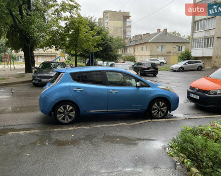 Синий Ниссан Лиф, объемом двигателя 0 л и пробегом 210 тыс. км за 9300 $, фото 3 на Automoto.ua