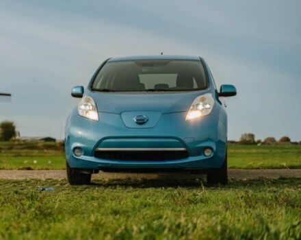 Синий Ниссан Лиф, объемом двигателя 0 л и пробегом 90 тыс. км за 4100 $, фото 1 на Automoto.ua