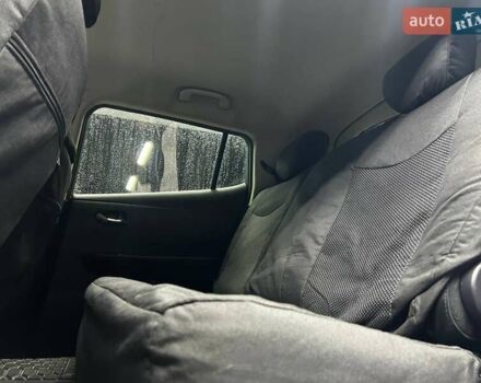 Ниссан Лиф 2013 в Черновцах на Automoto.ua Синий Ниссан Лиф, объемом двигателя 0 л и пробегом 130 тыс. км за 6000 $, фото 16 на Automoto.ua
