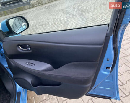 Синий Ниссан Лиф, объемом двигателя 0 л и пробегом 104 тыс. км за 6899 $, фото 16 на Automoto.ua
