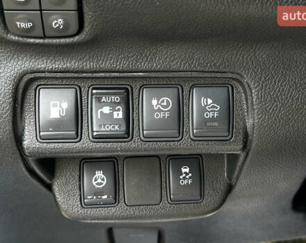 Синий Ниссан Лиф, объемом двигателя 0 л и пробегом 80 тыс. км за 5750 $, фото 19 на Automoto.ua