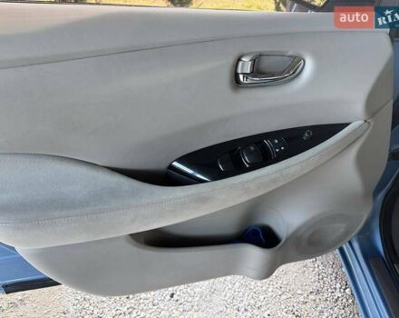 Синий Ниссан Лиф, объемом двигателя 0 л и пробегом 107 тыс. км за 7400 $, фото 7 на Automoto.ua