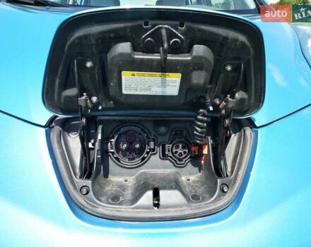 Синий Ниссан Лиф, объемом двигателя 0 л и пробегом 106 тыс. км за 7500 $, фото 24 на Automoto.ua