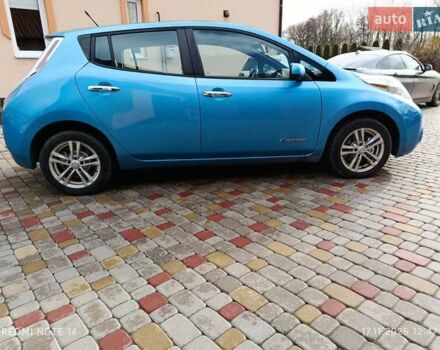Синій Ніссан Ліф, об'ємом двигуна 0 л та пробігом 131 тис. км за 5750 $, фото 2 на Automoto.ua