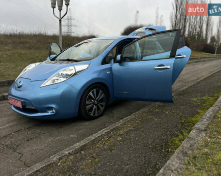 Синій Ніссан Ліф, об'ємом двигуна 0 л та пробігом 140 тис. км за 7100 $, фото 11 на Automoto.ua