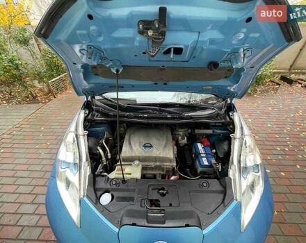 Синій Ніссан Ліф, об'ємом двигуна 0 л та пробігом 191 тис. км за 5500 $, фото 26 на Automoto.ua