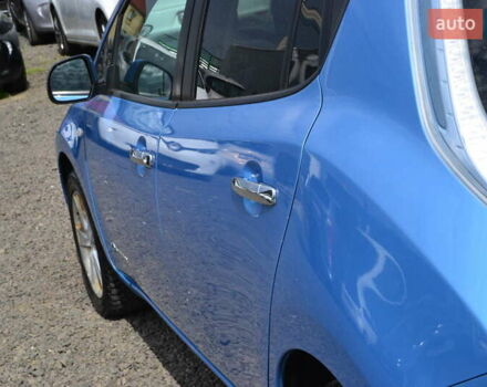 Синій Ніссан Ліф, об'ємом двигуна 0 л та пробігом 124 тис. км за 6800 $, фото 12 на Automoto.ua