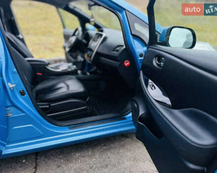 Синій Ніссан Ліф, об'ємом двигуна 0 л та пробігом 140 тис. км за 7100 $, фото 30 на Automoto.ua