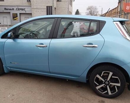 Синий Ниссан Лиф, объемом двигателя 0 л и пробегом 153 тыс. км за 7000 $, фото 1 на Automoto.ua