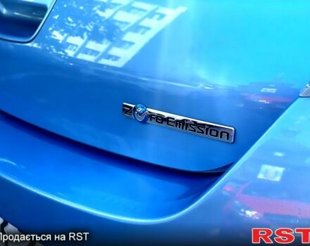 Синий Ниссан Лиф, объемом двигателя 0 л и пробегом 117 тыс. км за 7500 $, фото 3 на Automoto.ua