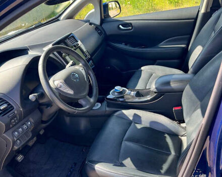 Синий Ниссан Лиф, объемом двигателя 0 л и пробегом 101 тыс. км за 10400 $, фото 15 на Automoto.ua