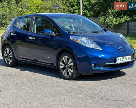 Синий Ниссан Лиф, объемом двигателя 0 л и пробегом 101 тыс. км за 10400 $, фото 1 на Automoto.ua
