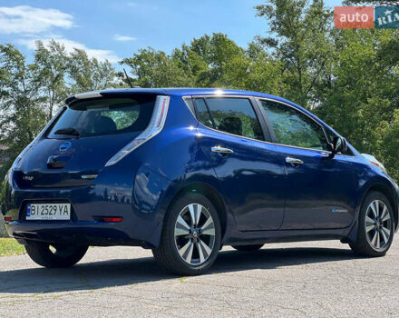 Синий Ниссан Лиф, объемом двигателя 0 л и пробегом 101 тыс. км за 10400 $, фото 4 на Automoto.ua