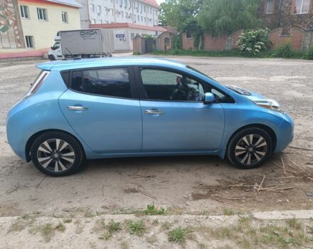 Синий Ниссан Лиф, объемом двигателя 0 л и пробегом 100 тыс. км за 7000 $, фото 2 на Automoto.ua