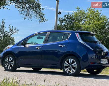 Синий Ниссан Лиф, объемом двигателя 0 л и пробегом 101 тыс. км за 10400 $, фото 5 на Automoto.ua