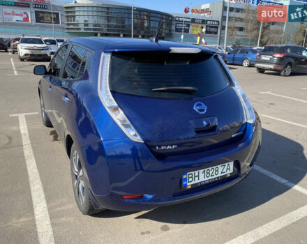 Синий Ниссан Лиф, объемом двигателя 0 л и пробегом 94 тыс. км за 7000 $, фото 6 на Automoto.ua