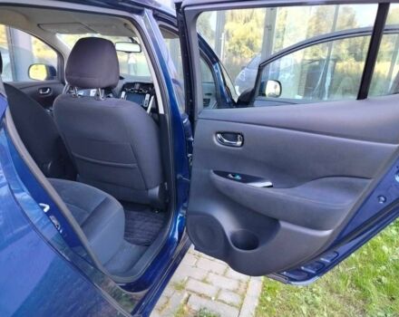 Синий Ниссан Лиф, объемом двигателя 0 л и пробегом 64 тыс. км за 7650 $, фото 11 на Automoto.ua