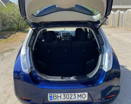 Синий Ниссан Лиф, объемом двигателя 0 л и пробегом 101 тыс. км за 8700 $, фото 23 на Automoto.ua