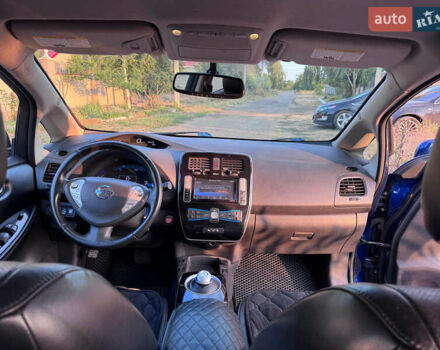 Синий Ниссан Лиф, объемом двигателя 0 л и пробегом 98 тыс. км за 7500 $, фото 5 на Automoto.ua