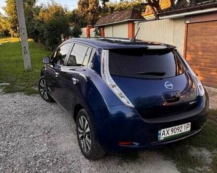 Синий Ниссан Лиф, объемом двигателя 0 л и пробегом 123 тыс. км за 6000 $, фото 4 на Automoto.ua