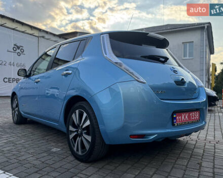 Синий Ниссан Лиф, объемом двигателя 0 л и пробегом 94 тыс. км за 9300 $, фото 9 на Automoto.ua