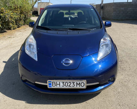 Синий Ниссан Лиф, объемом двигателя 0 л и пробегом 101 тыс. км за 8700 $, фото 1 на Automoto.ua