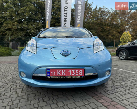 Синий Ниссан Лиф, объемом двигателя 0 л и пробегом 94 тыс. км за 9300 $, фото 12 на Automoto.ua