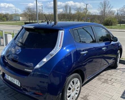 Синий Ниссан Лиф, объемом двигателя 0 л и пробегом 110 тыс. км за 7500 $, фото 2 на Automoto.ua