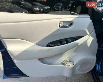 Синий Ниссан Лиф, объемом двигателя 0 л и пробегом 111 тыс. км за 8500 $, фото 9 на Automoto.ua