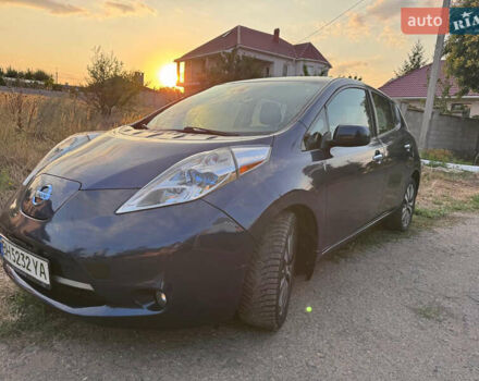 Синий Ниссан Лиф, объемом двигателя 0 л и пробегом 98 тыс. км за 7500 $, фото 15 на Automoto.ua