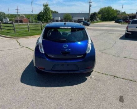 Синий Ниссан Лиф, объемом двигателя 0 л и пробегом 118 тыс. км за 8000 $, фото 5 на Automoto.ua