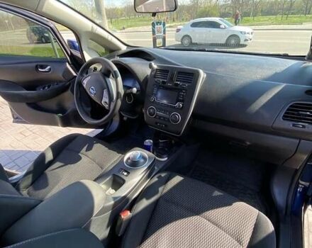 Синий Ниссан Лиф, объемом двигателя 0 л и пробегом 110 тыс. км за 7500 $, фото 5 на Automoto.ua