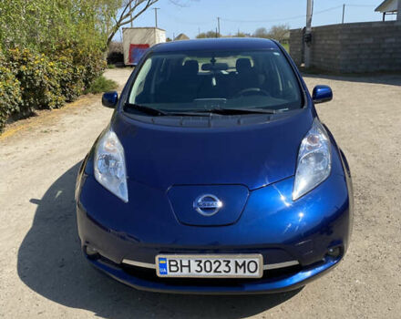 Синий Ниссан Лиф, объемом двигателя 0 л и пробегом 101 тыс. км за 8700 $, фото 28 на Automoto.ua