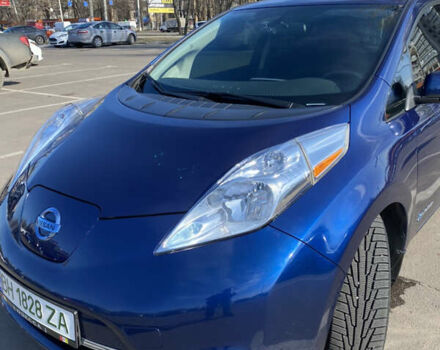 Синий Ниссан Лиф, объемом двигателя 0 л и пробегом 94 тыс. км за 7000 $, фото 2 на Automoto.ua