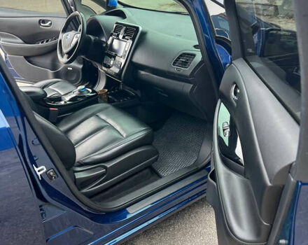 Синий Ниссан Лиф, объемом двигателя 0 л и пробегом 53 тыс. км за 10300 $, фото 14 на Automoto.ua