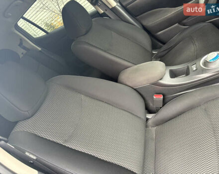 Синий Ниссан Лиф, объемом двигателя 0 л и пробегом 169 тыс. км за 12000 $, фото 4 на Automoto.ua