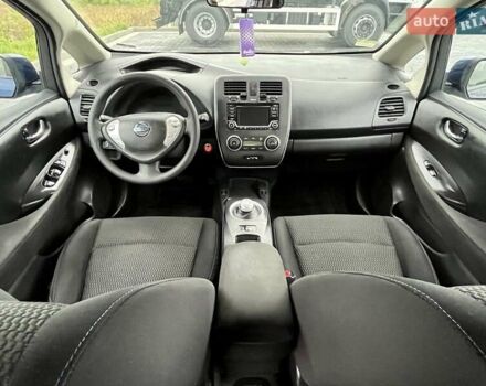 Синий Ниссан Лиф, объемом двигателя 0 л и пробегом 107 тыс. км за 9000 $, фото 13 на Automoto.ua