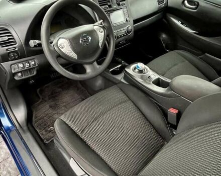 Синий Ниссан Лиф, объемом двигателя 0 л и пробегом 107 тыс. км за 9000 $, фото 26 на Automoto.ua
