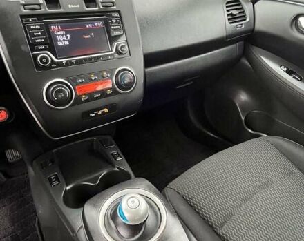 Синий Ниссан Лиф, объемом двигателя 0 л и пробегом 107 тыс. км за 9000 $, фото 19 на Automoto.ua