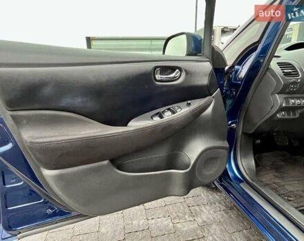 Синий Ниссан Лиф, объемом двигателя 0 л и пробегом 107 тыс. км за 9000 $, фото 23 на Automoto.ua