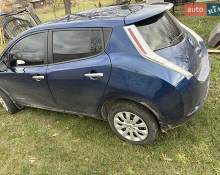 Синий Ниссан Лиф, объемом двигателя 0 л и пробегом 169 тыс. км за 12000 $, фото 2 на Automoto.ua