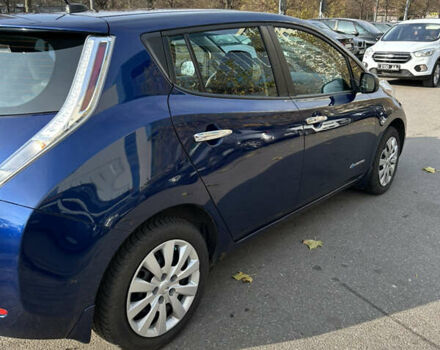 Синий Ниссан Лиф, объемом двигателя 0 л и пробегом 82 тыс. км за 8300 $, фото 7 на Automoto.ua