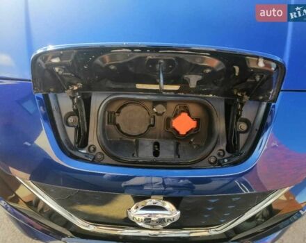 Синий Ниссан Лиф, объемом двигателя 0 л и пробегом 160 тыс. км за 13500 $, фото 21 на Automoto.ua