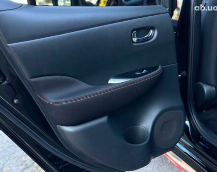 Синий Ниссан Лиф, объемом двигателя 0 л и пробегом 127 тыс. км за 13000 $, фото 18 на Automoto.ua