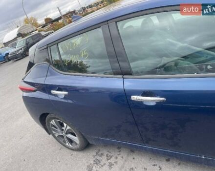 Синій Ніссан Ліф, об'ємом двигуна 0 л та пробігом 100 тис. км за 10500 $, фото 13 на Automoto.ua