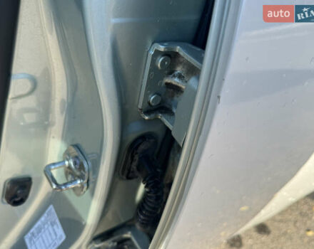 Синий Ниссан Лиф, объемом двигателя 0 л и пробегом 164 тыс. км за 13200 $, фото 18 на Automoto.ua