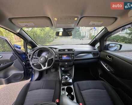 Синій Ніссан Ліф, об'ємом двигуна 0 л та пробігом 119 тис. км за 11200 $, фото 5 на Automoto.ua