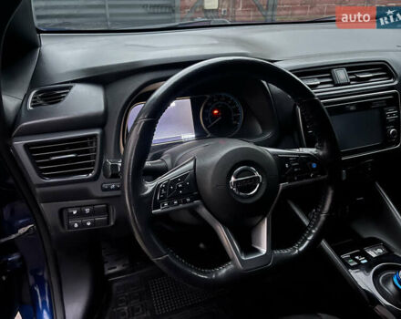 Синий Ниссан Лиф, объемом двигателя 0 л и пробегом 215 тыс. км за 11500 $, фото 20 на Automoto.ua