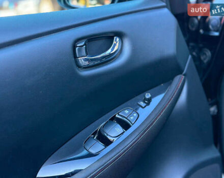 Синий Ниссан Лиф, объемом двигателя 0 л и пробегом 127 тыс. км за 13000 $, фото 20 на Automoto.ua