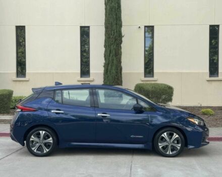 Синій Ніссан Ліф, об'ємом двигуна 0 л та пробігом 32 тис. км за 6500 $, фото 3 на Automoto.ua